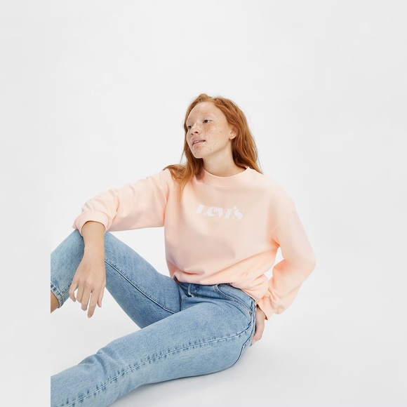 Levi’s 501 Crop Jeans in Tango Surge Blue - Picture 2 of 16